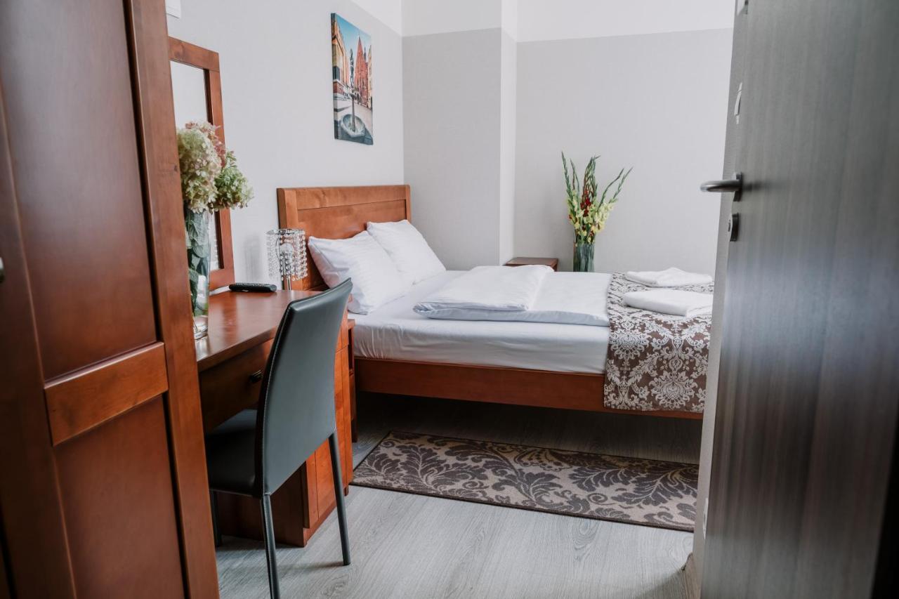 Dream Garden Palace Aparthotel Krakkó Kültér fotó
